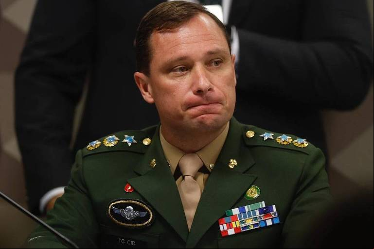 STF revoga prisão de Mauro Cid 