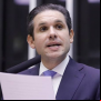 Hugo Motta pede ao STF que negue I do INSS 